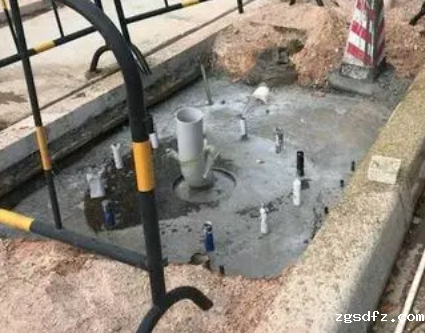 道路交通杆件施工