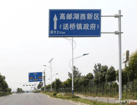 道路标示杆安装